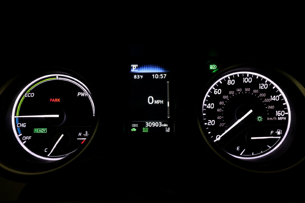 Used 2023 Toyota Camry SE FWD image 18