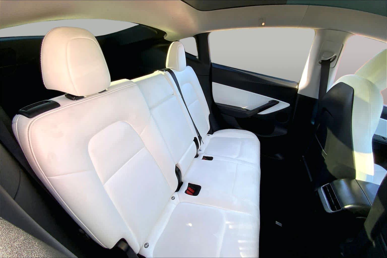 Used 2020 Tesla Model Y Long Range AWD/4WD image 19