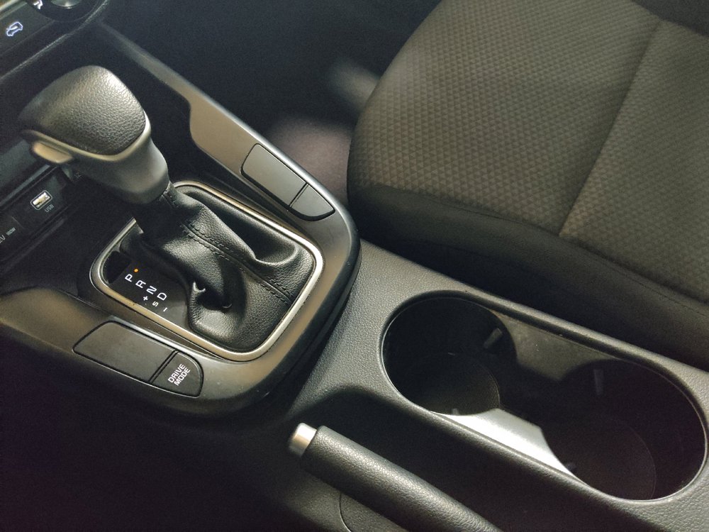 Used 2023 Kia Soul LX w/ LX Technology Package FWD image 26