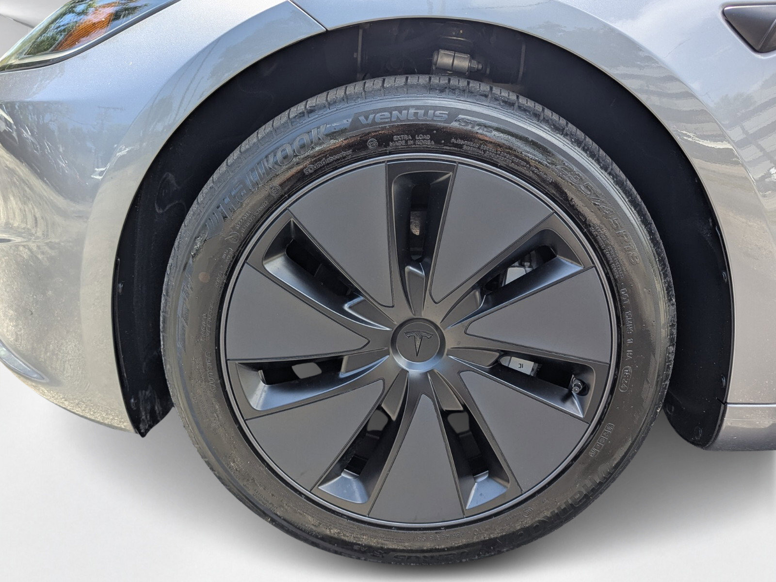 Used 2024 Tesla Model 3 Standard Range RWD image 9