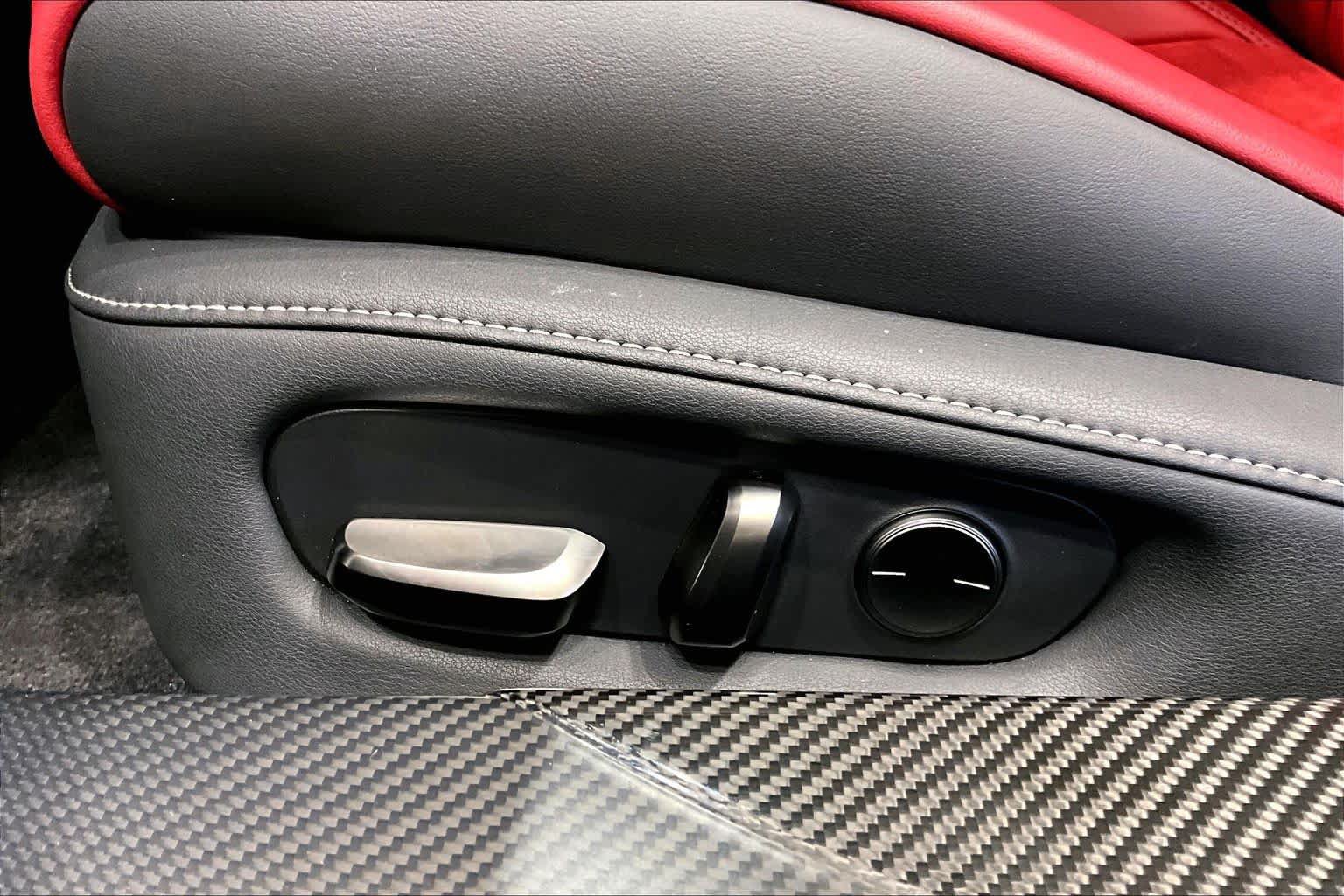 Used 2021 Lexus LC 500 Coupe w/ Performance Package RWD image 31