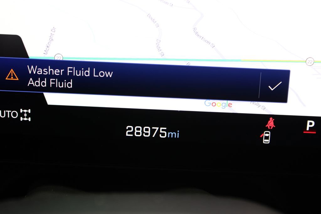 Used 2025 Chevrolet Suburban Z71 image 16