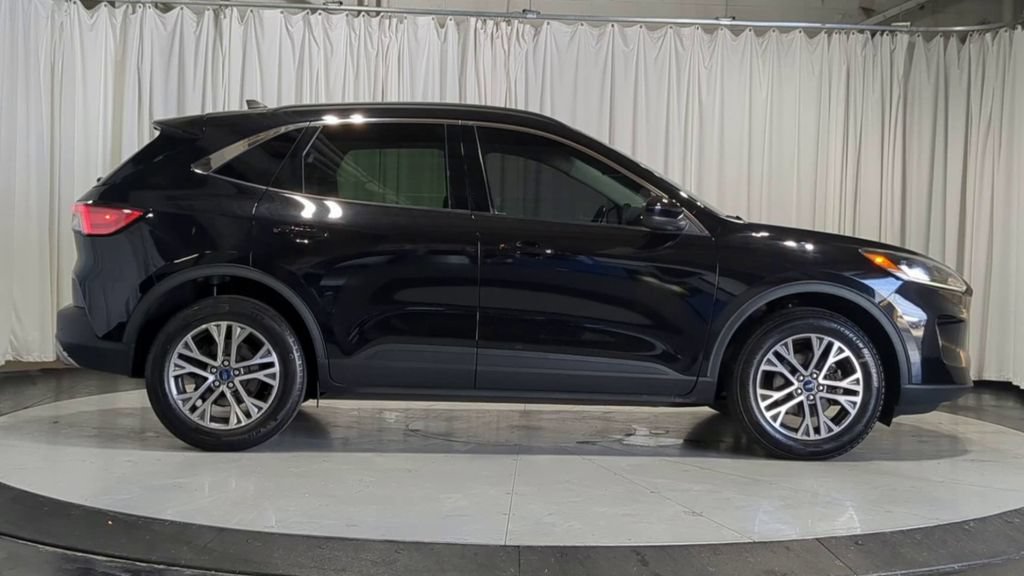 Used 2021 Ford Escape SEL w/ Technology Package AWD/4WD image 11