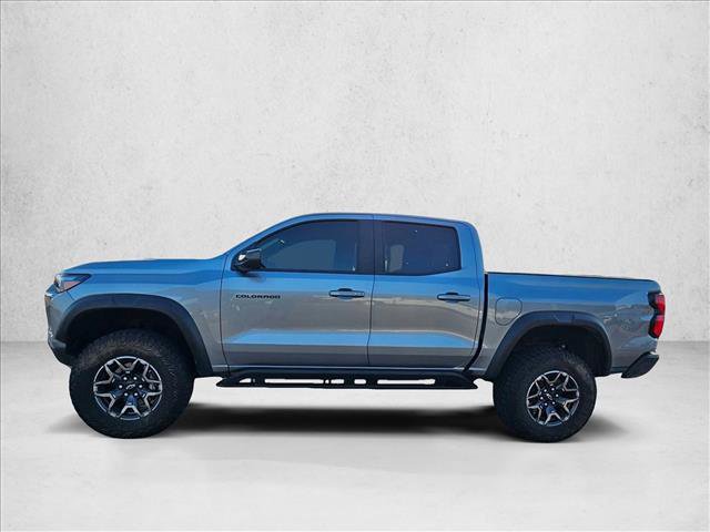 Used 2024 Chevrolet Colorado ZR2 w/ ZR2 Convenience Package III AWD/4WD image 9