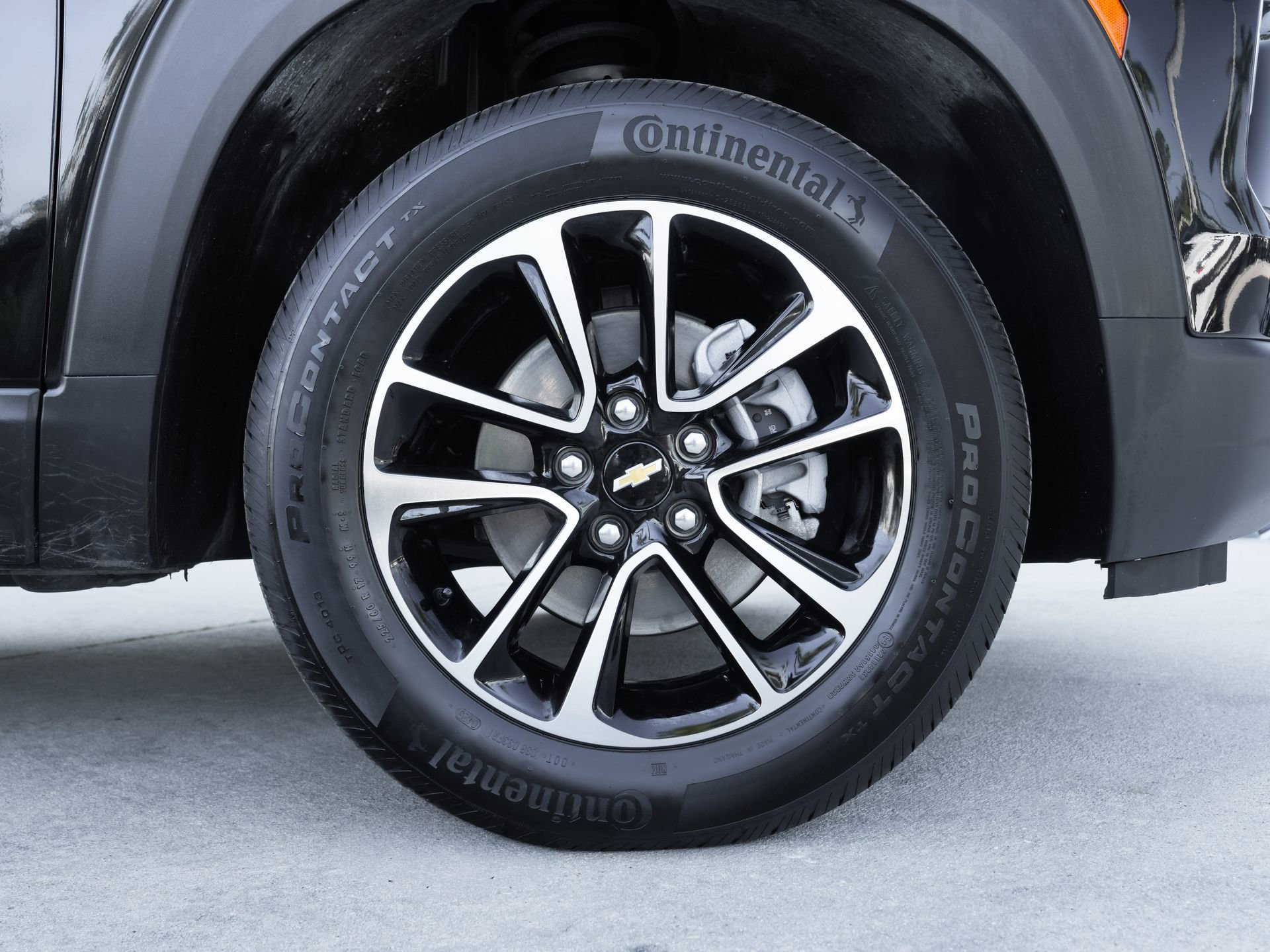 Used 2025 Chevrolet TrailBlazer LT AWD/4WD image 27