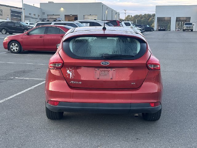 Used 2018 Ford Focus SE FWD image 6