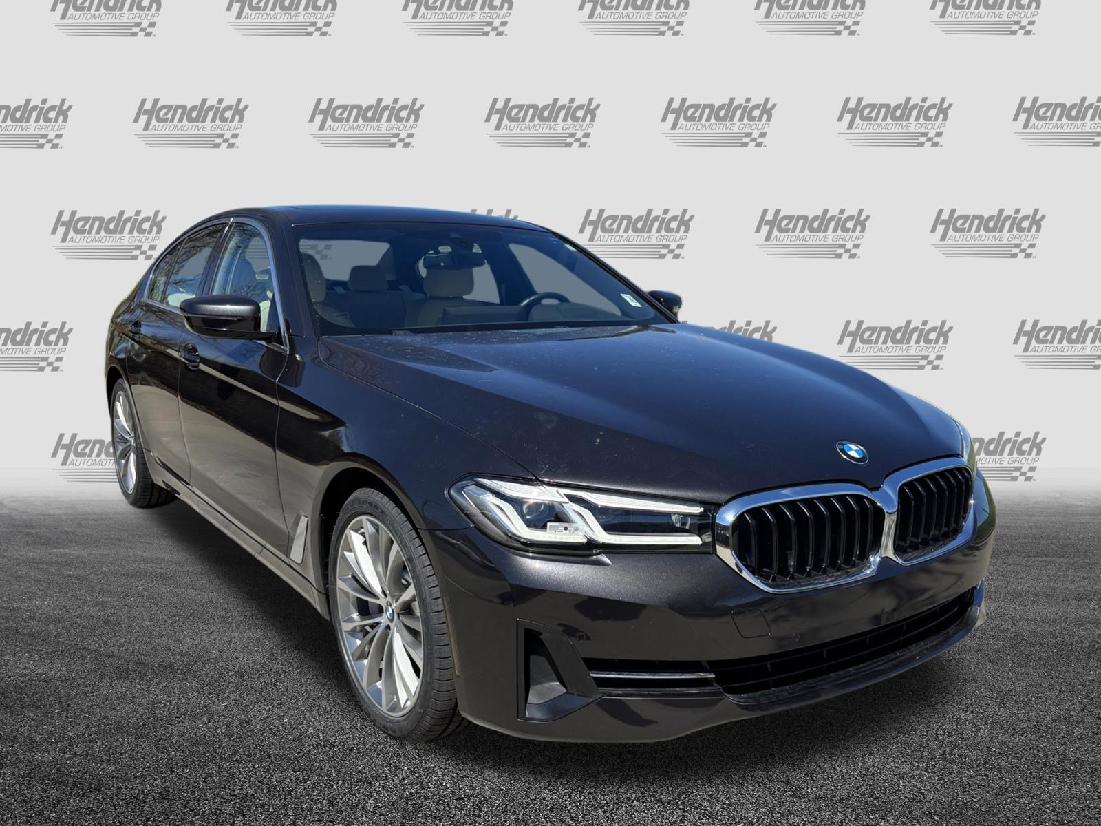 Certified 2023 BMW 530i w/ Premium Package image 2