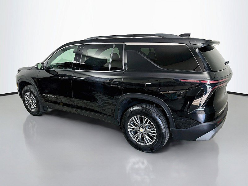 Used 2025 Chevrolet Traverse LT AWD/4WD image 5