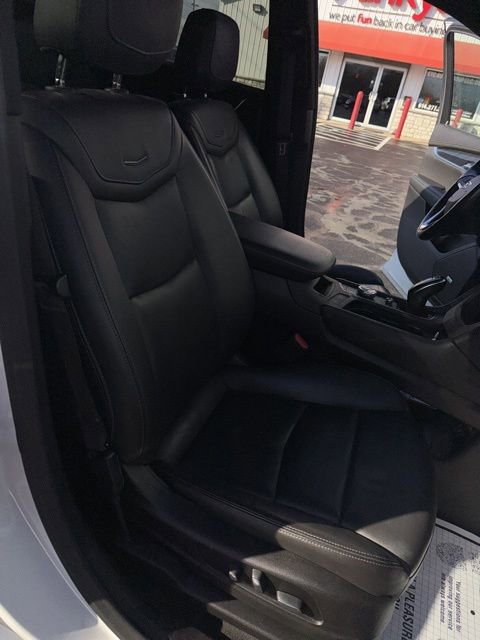 Used 2020 Cadillac XT6 Premium Luxury image 29