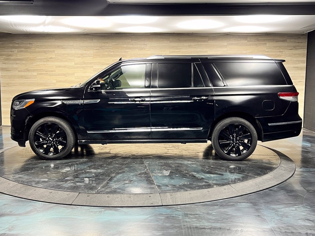 Used 2024 Lincoln Navigator L 4WD image 28