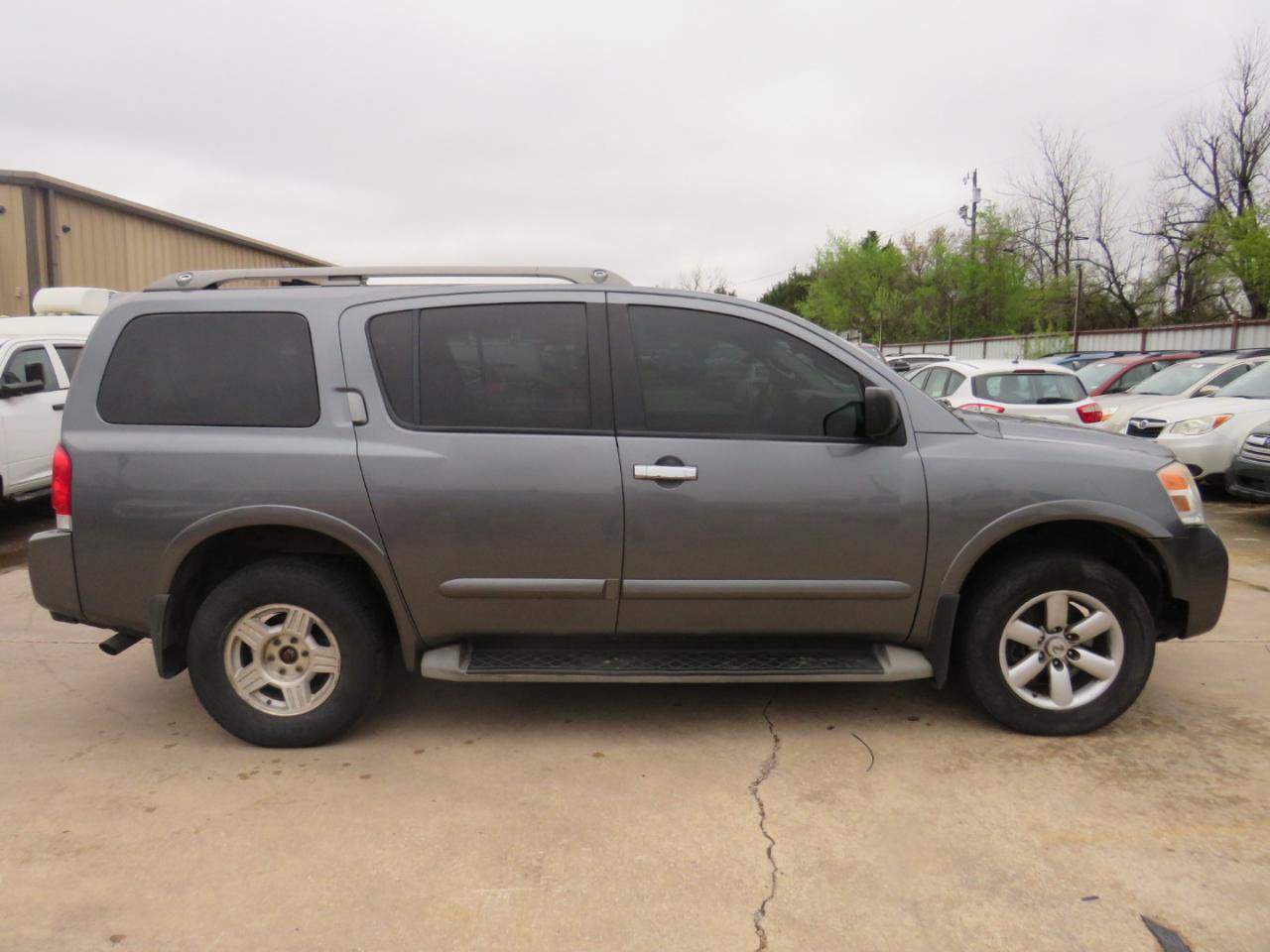 Used 2013 Nissan Armada SV AWD/4WD image 5