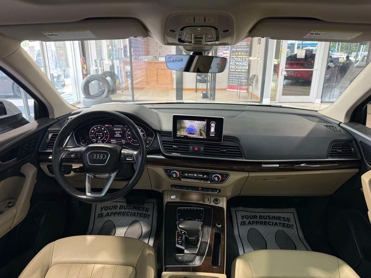 Used 2020 Audi Q5 2.0T Premium Plus w/ Premium Plus Package AWD/4WD image 23