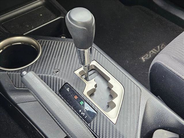 Used 2013 Toyota RAV4 XLE image 12