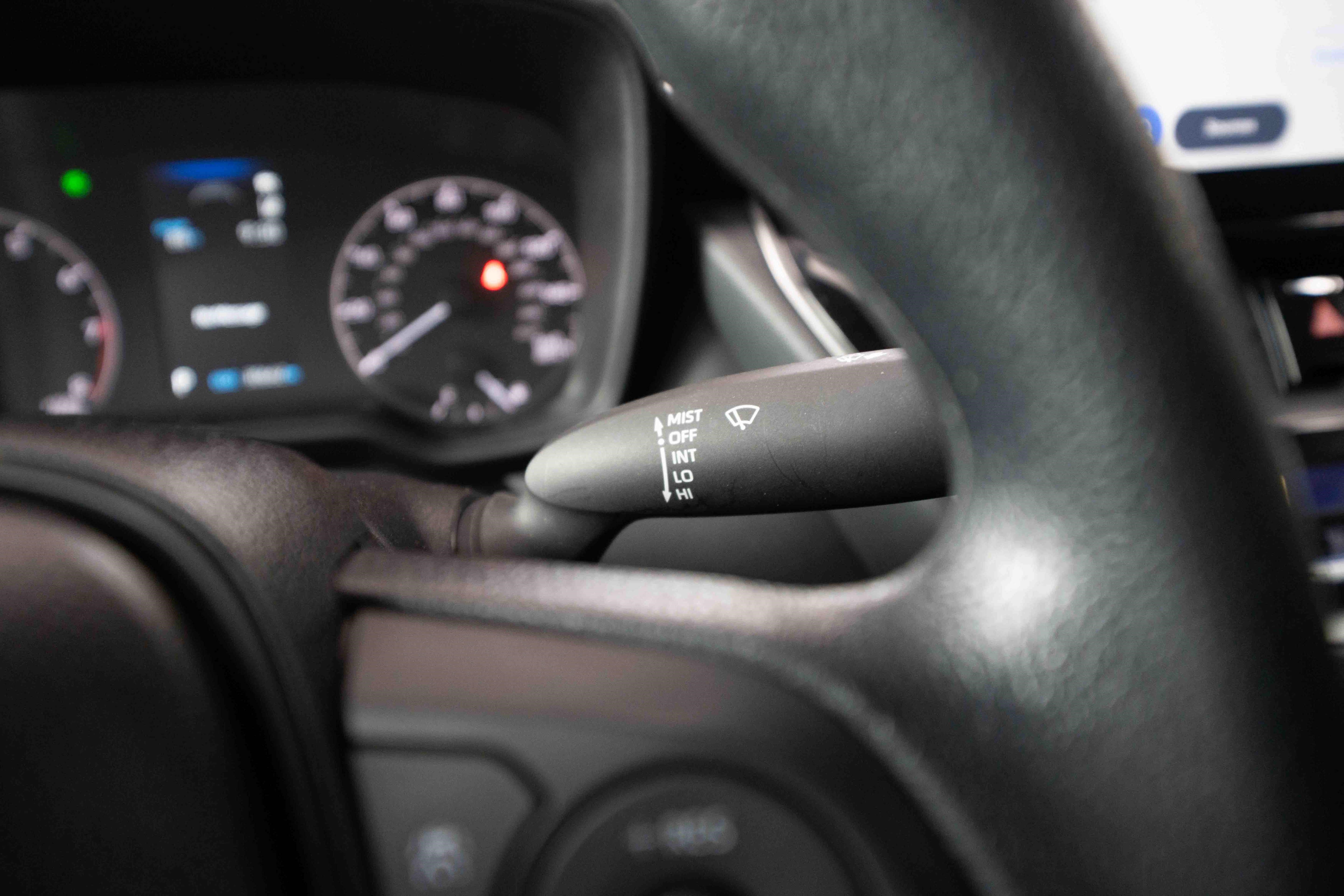 Used 2025 Toyota Corolla LE FWD image 14