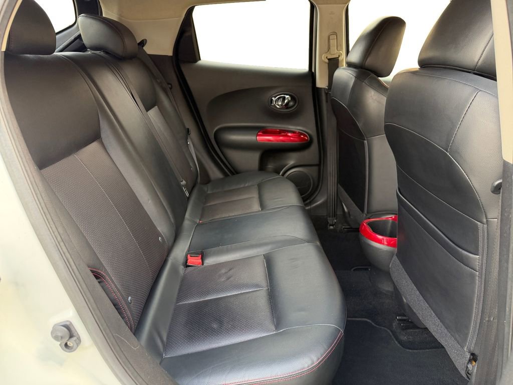 Used 2013 Nissan Juke SL FWD image 20