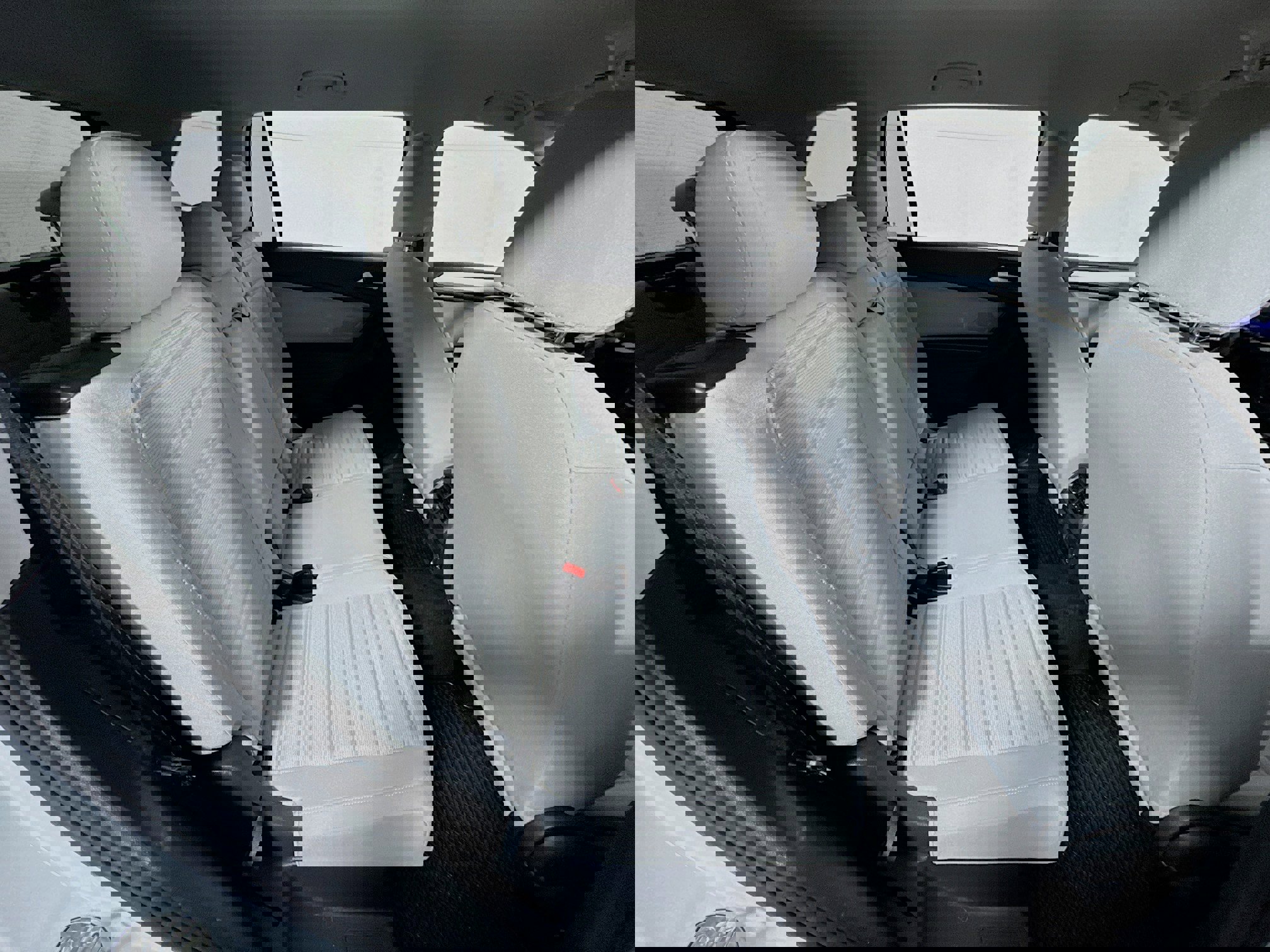 Used 2023 Volkswagen Tiguan S image 24