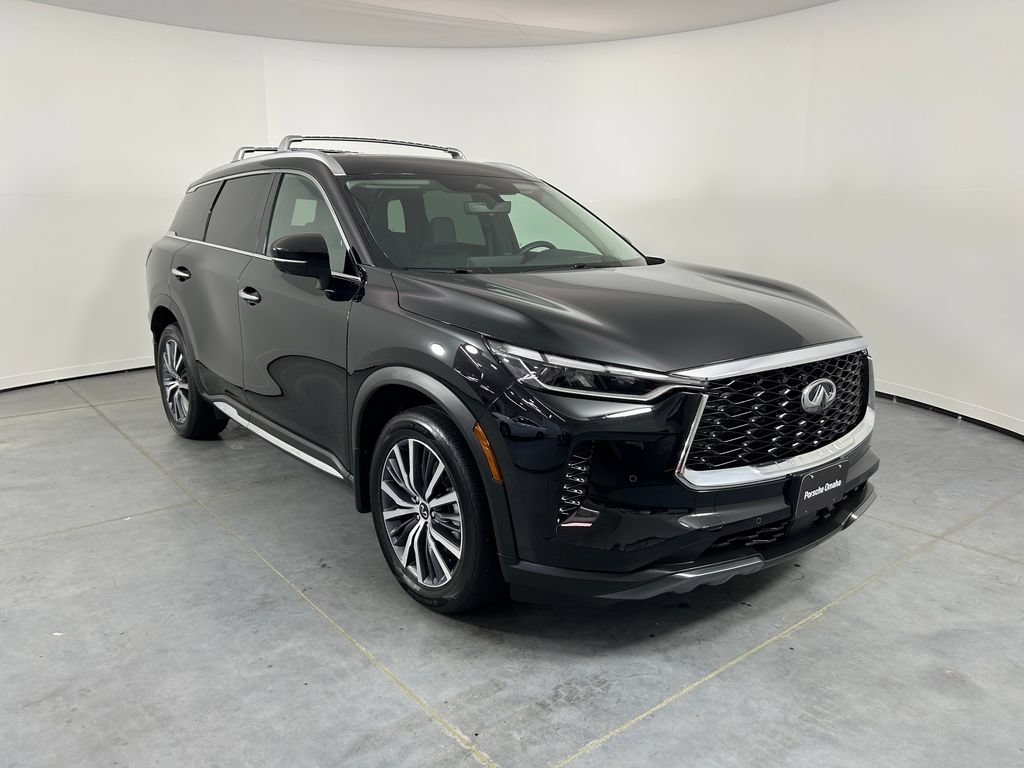 Used 2023 INFINITI QX60 Sensory w/ Vision Package AWD/4WD image 9