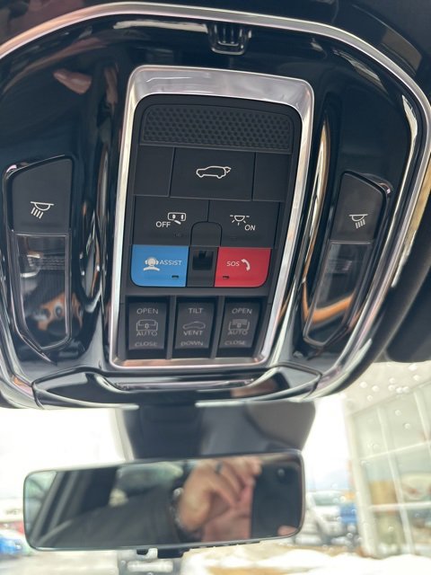 Used 2022 Jeep Grand Cherokee Summit image 26