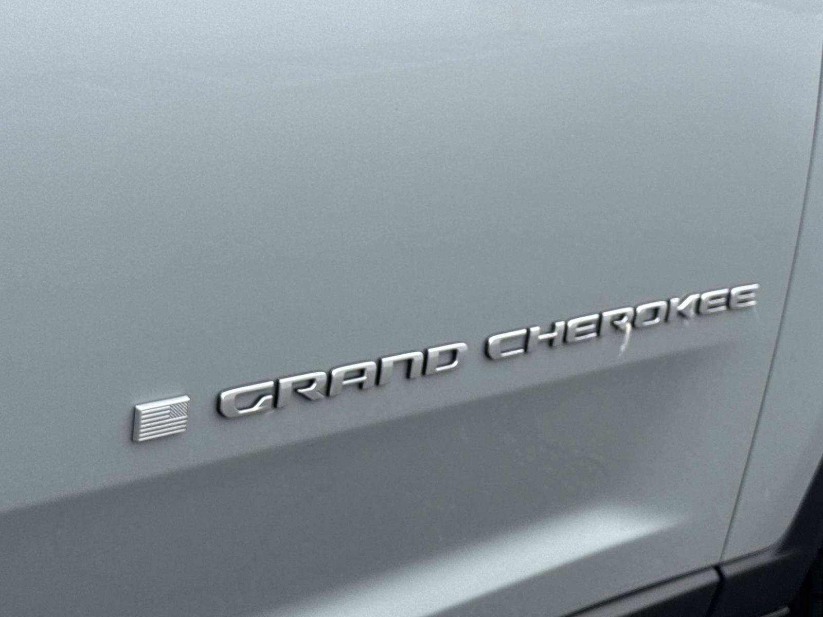 New 2026 Jeep Grand Cherokee L 2WD image 30