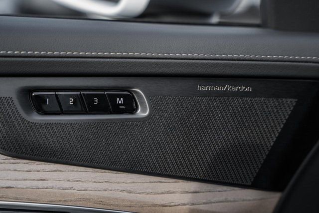 New 2026 Volvo XC90 B6 Plus w/ Protection Package Premier image 37