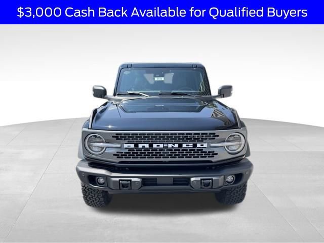 New 2025 Ford Bronco Badlands image 2