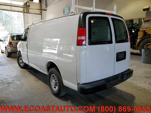 Used 2018 Chevrolet Express 2500 w/ Driver Convenience Package image 2