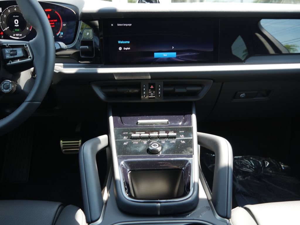 New 2026 Porsche Cayenne Turbo AWD/4WD image 28