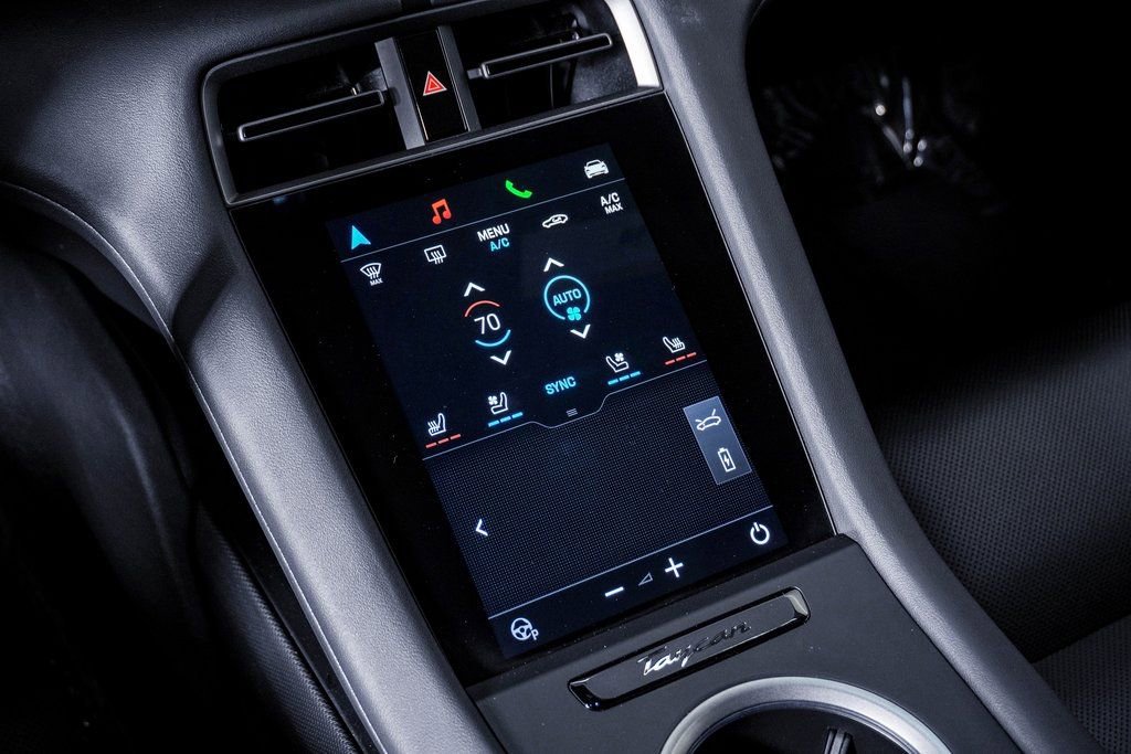 Certified 2025 Porsche Taycan image 24