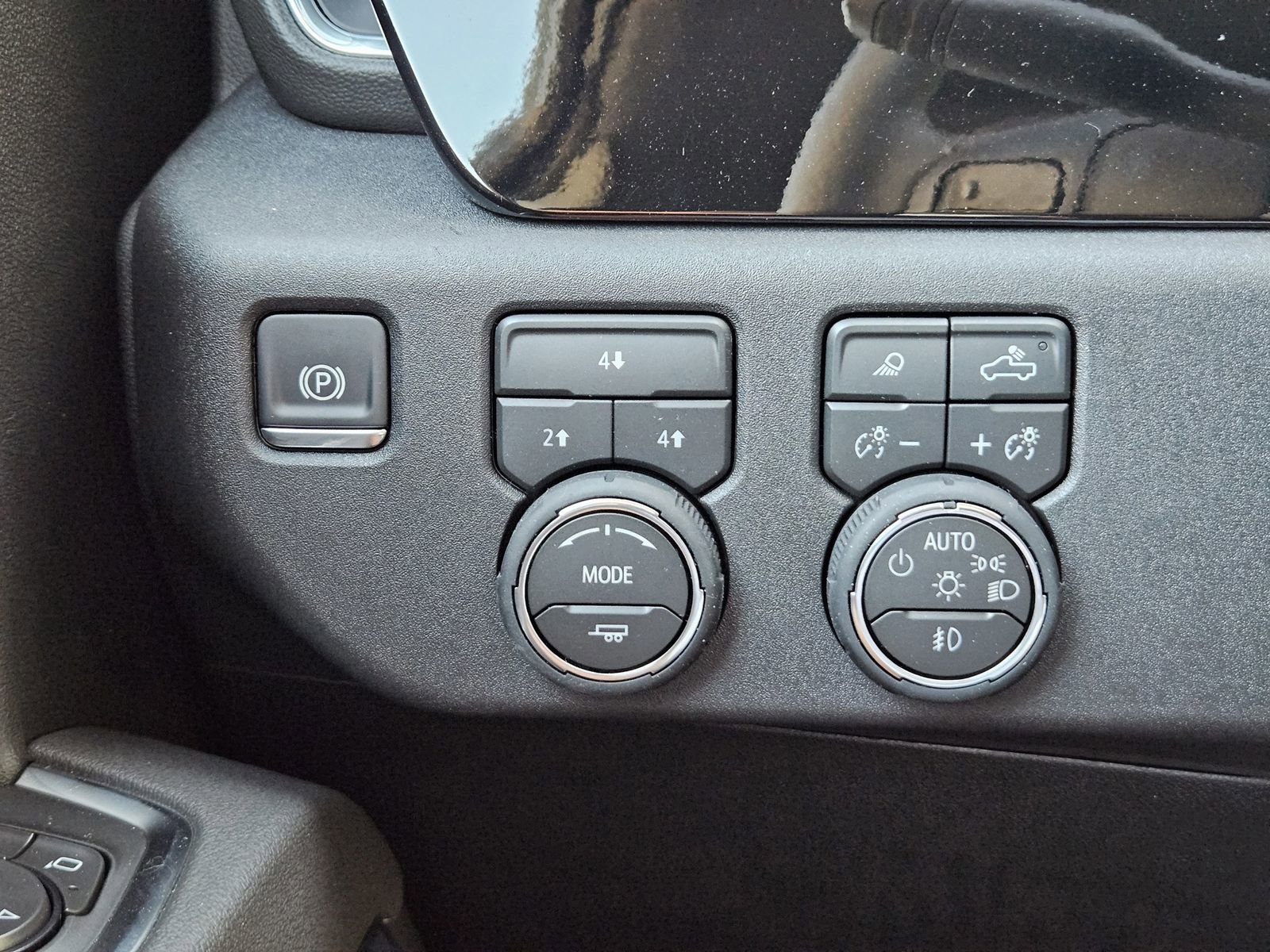 New 2026 Chevrolet Silverado 3500 LT w/ Texas Edition image 25
