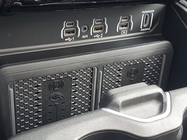 New 2026 RAM 1500 Laramie w/ Night Edition AWD/4WD image 29