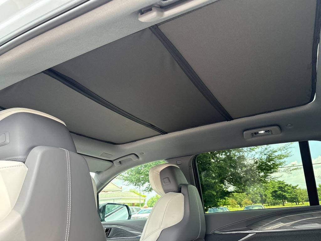New 2026 Cadillac Escalade IQ AWD Sport 1 w/ LPO, Floor Liner Package image 47
