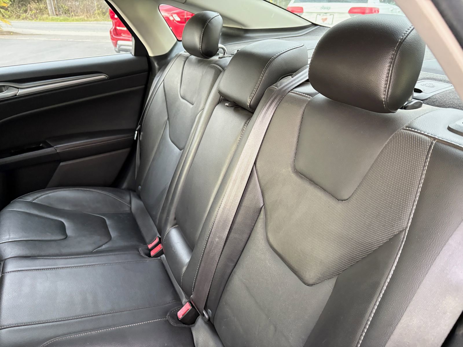 Used 2014 Ford Fusion Titanium FWD image 16