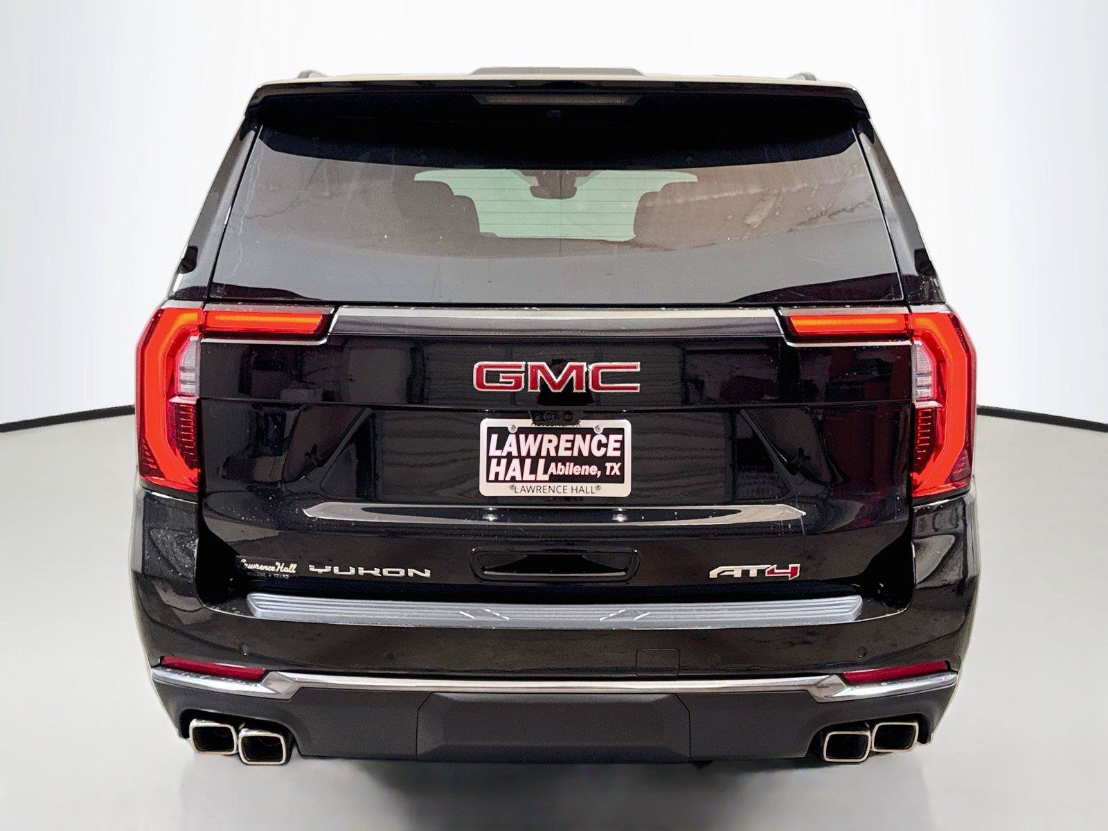 New 2026 GMC Yukon XL AT4 w/ AT4 Premium Package AWD/4WD image 4