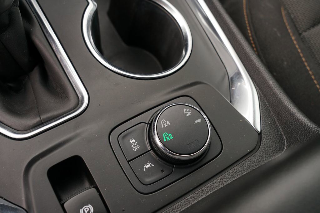 Used 2021 Chevrolet Traverse LT w/ LPO, Floor Liner Package image 37