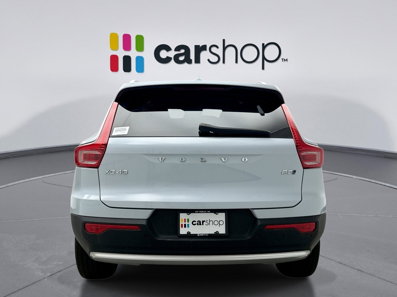 Used 2025 Volvo XC40 B5 Core AWD/4WD image 4