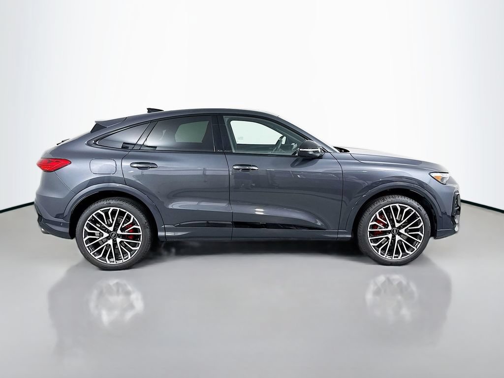 Used 2025 Audi SQ5 Prestige w/ Prestige Package AWD/4WD image 5
