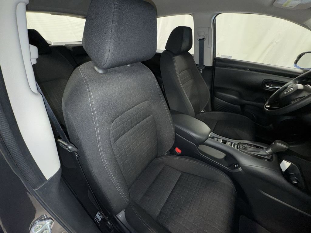 Used 2023 Honda HR-V LX image 31