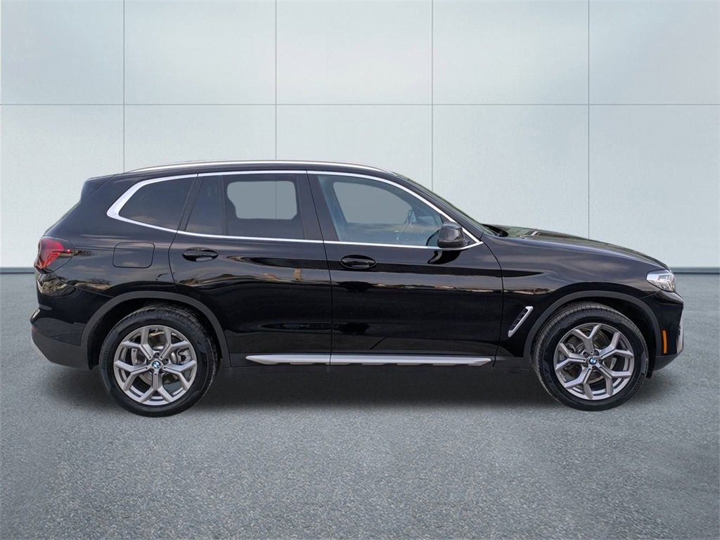 Used 2024 BMW X3 xDrive30i image 2