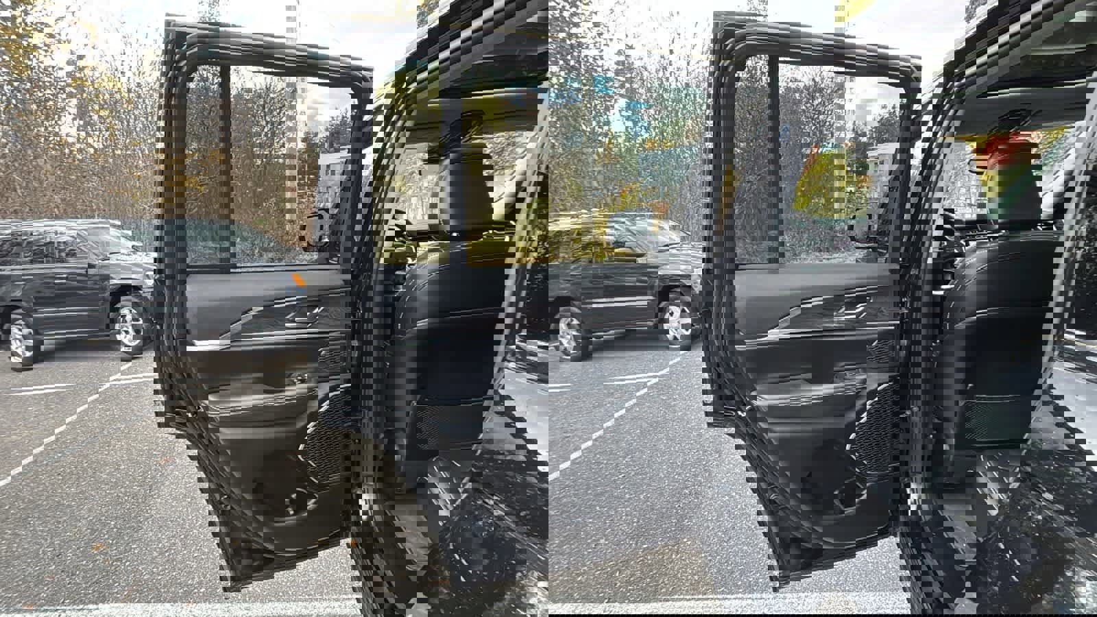 Used 2023 Jeep Grand Cherokee 4WD 4xe image 30