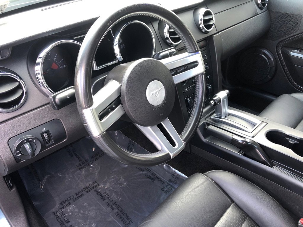 Used 2006 Ford Mustang GT image 25