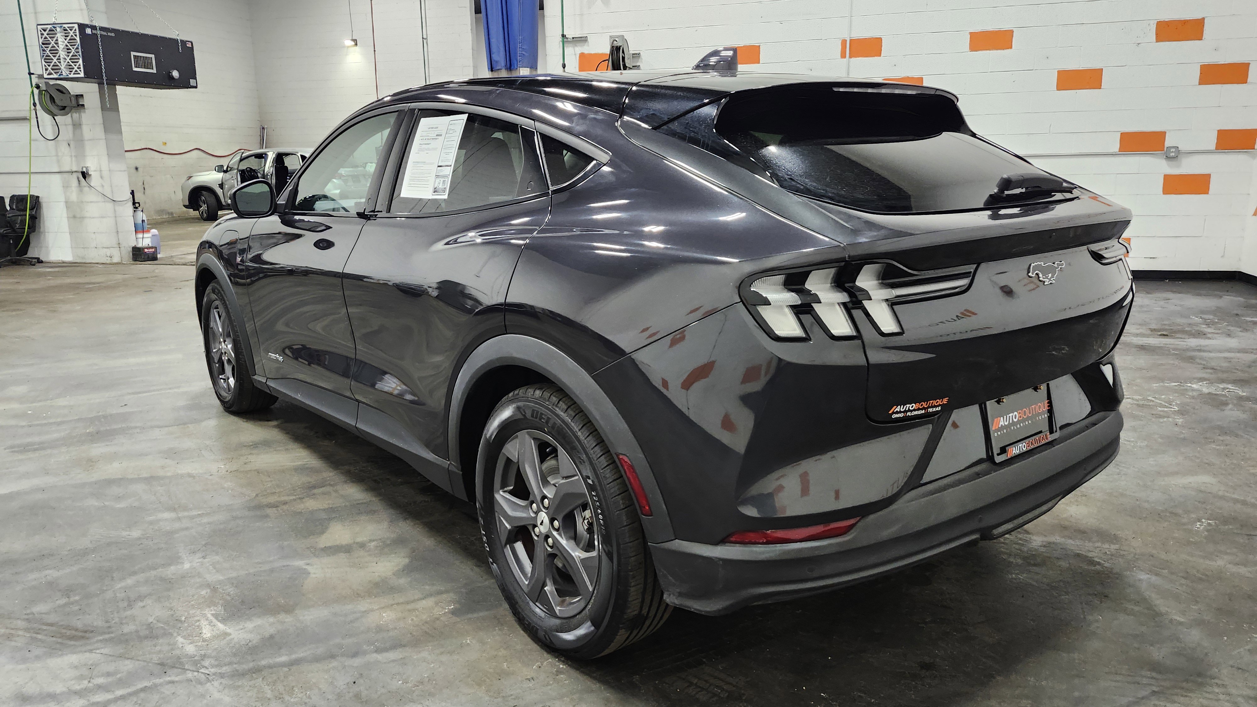 Used 2022 Ford Mustang Mach-E Select image 14