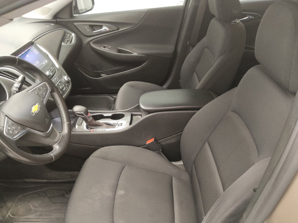 Used 2022 Chevrolet Malibu RS w/ LPO, Floor Liner Package FWD image 17