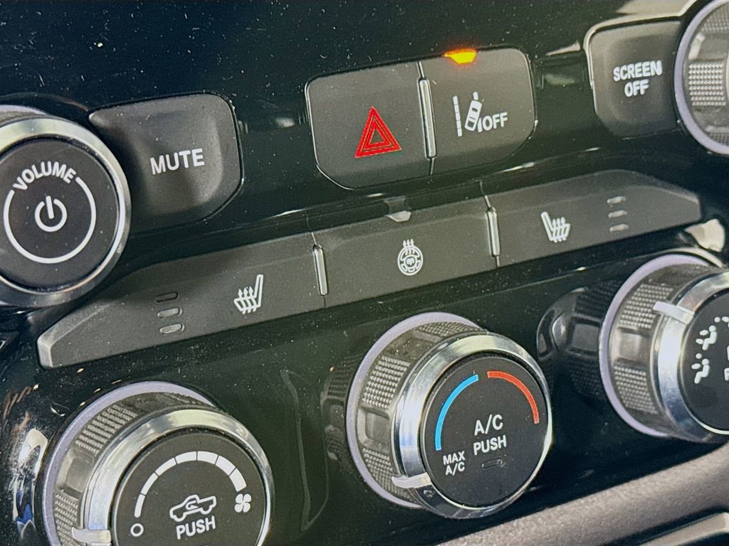 Used 2025 RAM 1500 Big Horn AWD/4WD image 19