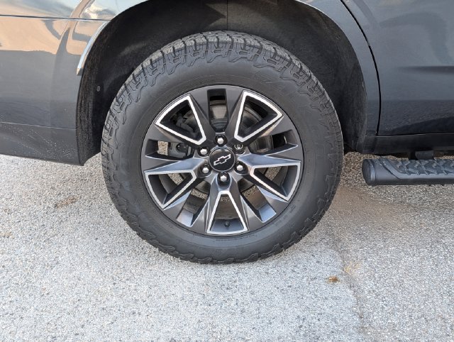 Used 2021 Chevrolet Tahoe Z71 AWD/4WD image 3
