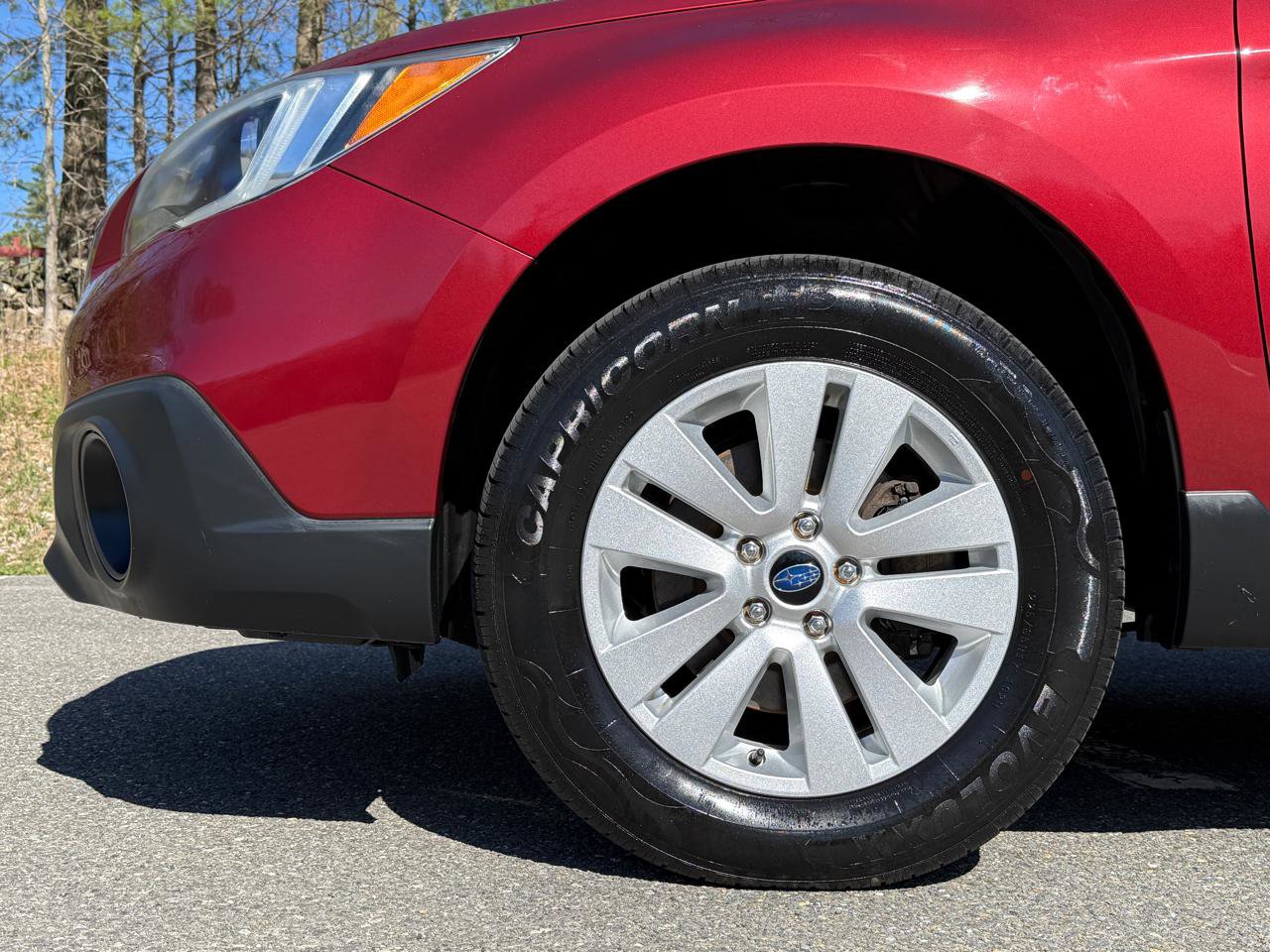 Used 2017 Subaru Outback 2.5i Premium AWD/4WD image 7