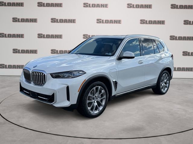 New 2026 BMW X5 xDrive50e w/ Climate Comfort Package