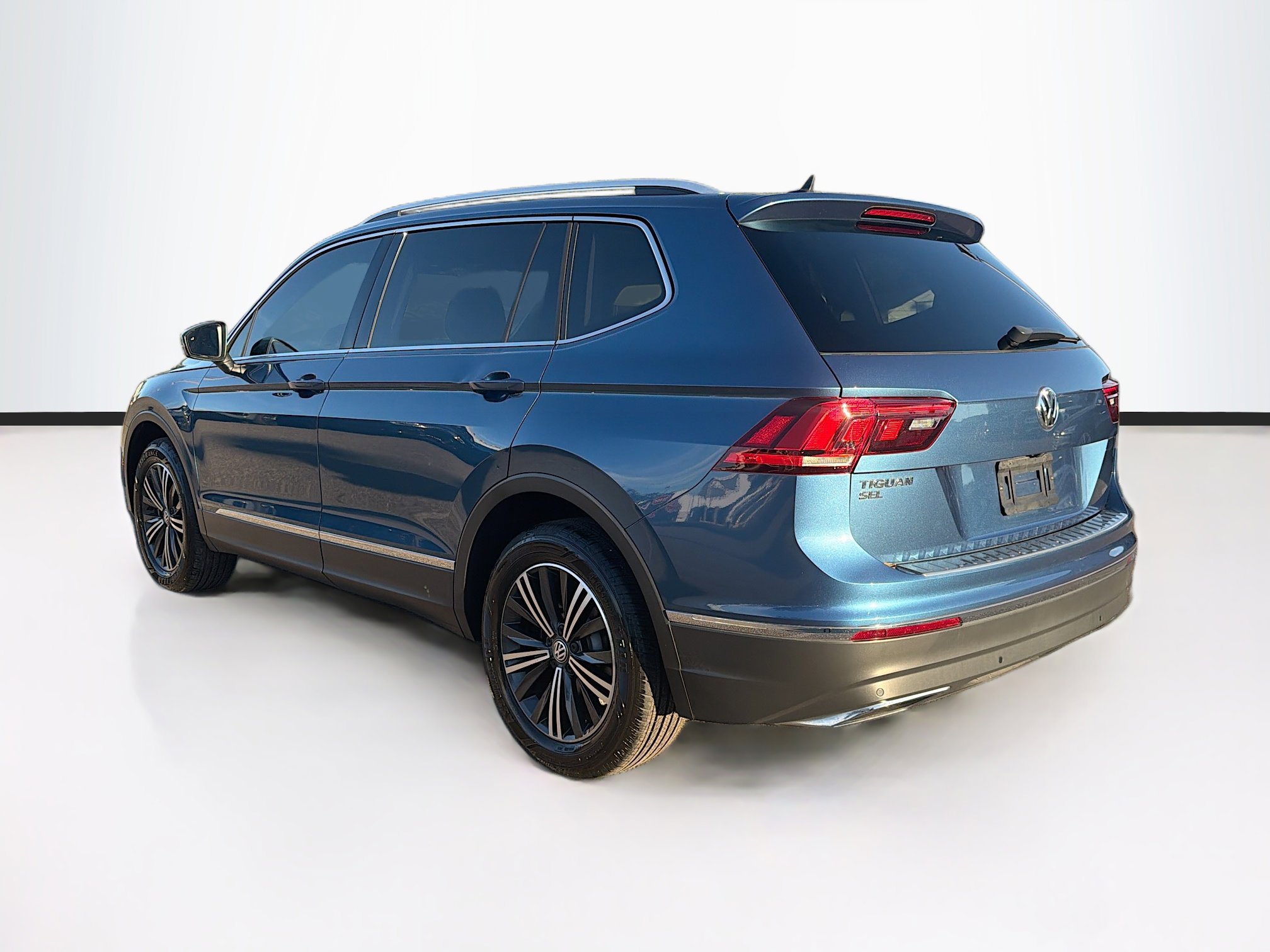 Used 2019 Volkswagen Tiguan SE image 5