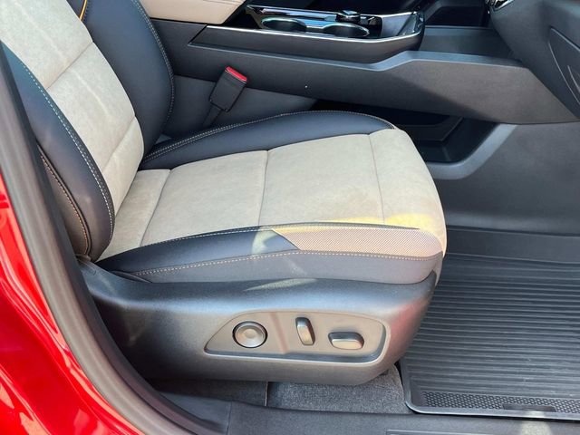 Certified 2026 Chevrolet Equinox ACTIV w/ Convenience Package III FWD image 27