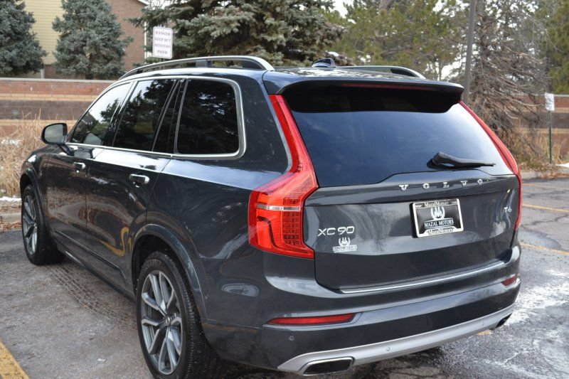 Used 2017 Volvo XC90 T6 Momentum w/ Vision Package AWD/4WD image 9