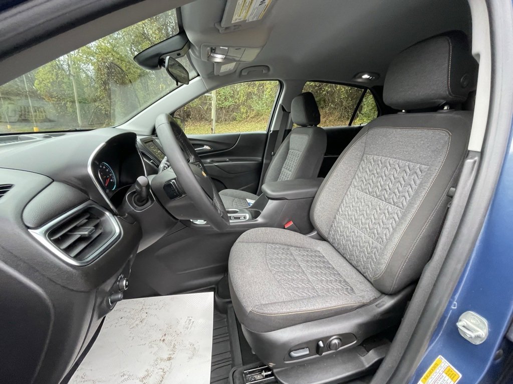 Certified 2024 Chevrolet Equinox LT w/ LPO, Floor Liner Package image 25